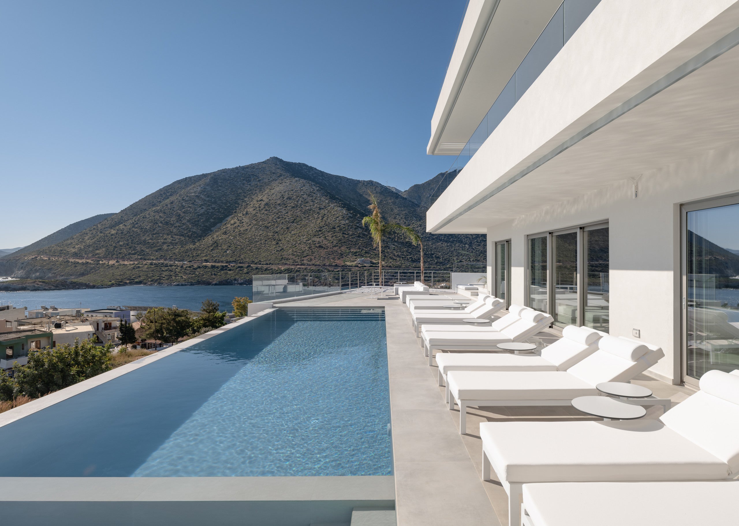 Ode Iconic - Greece