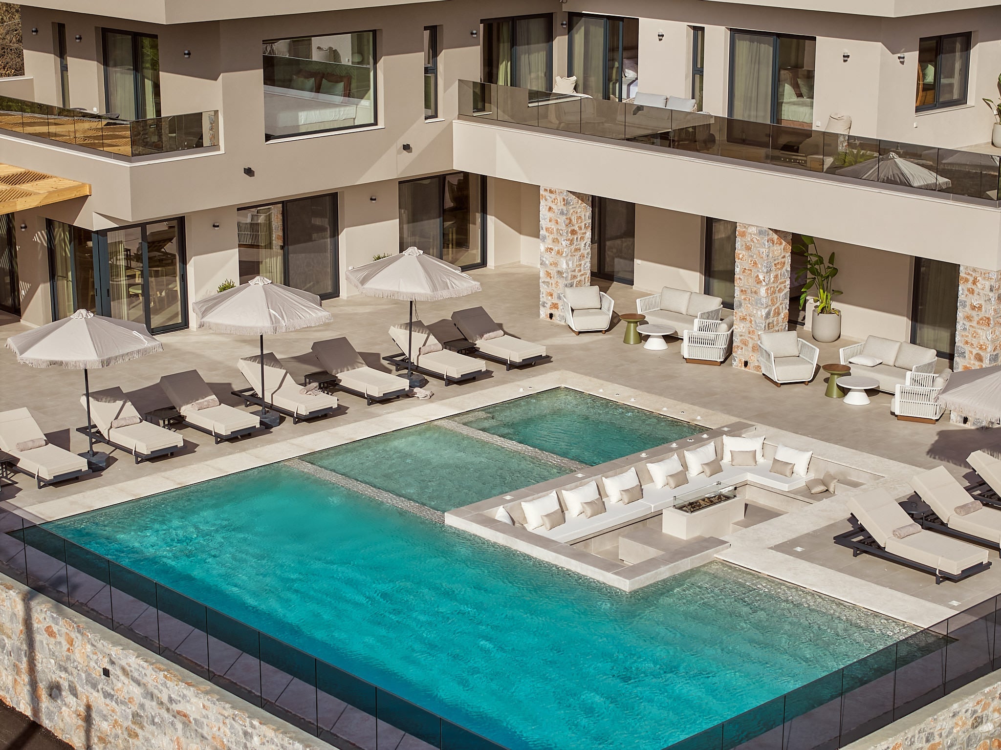 Hue Villa - Greece