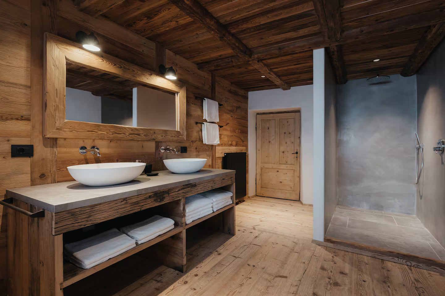 Shared Bedroom – Dolomites
