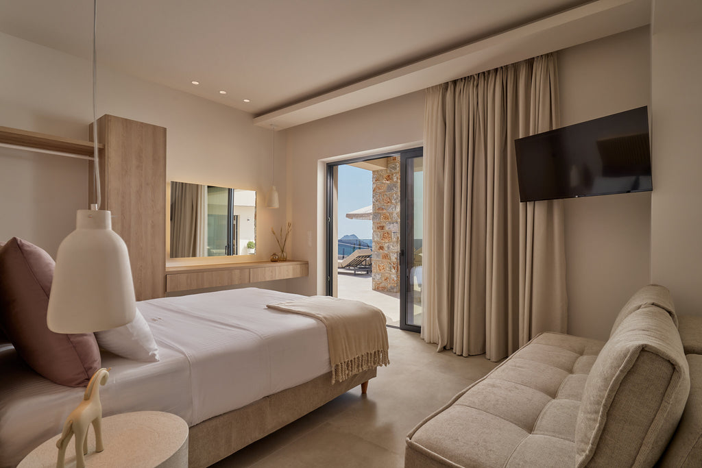 Private Bedroom – Greece